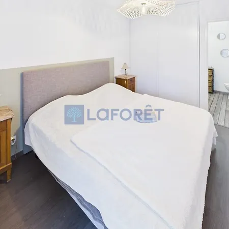 A T2 Climatise Avec Wifi Et Parking * Ajaccio (Corsica)